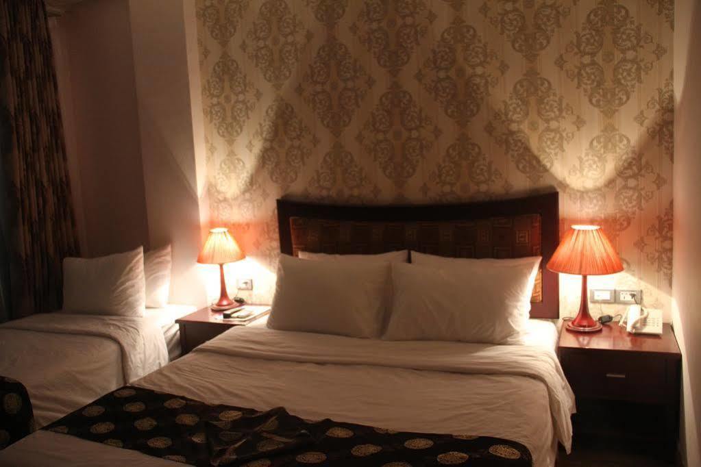 Cristina Center Hotel & Spa Hanoi Exterior photo