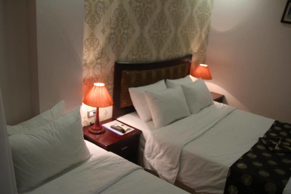 Cristina Center Hotel & Spa Hanoi Exterior photo